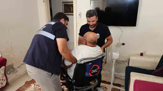 Reyhanlı'da yüzleri güldüren dokunuş: Bir akülü sandalye ile değişen hayatlar