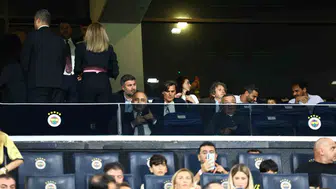 Tribünde İtalyan Rüzgarı: Montella Dev Maçı Yakından Takip Etti