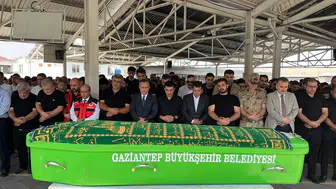 Denizin ortasında dehşet anları: Mürettebatın 'yavaşlarsak daha çok duyarsınız' dediği sesler felaketin habercisiymiş