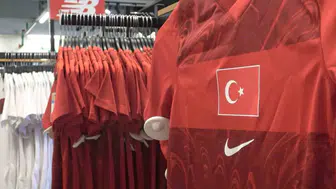Bursa'da milli heyecan dorukta: İtalya maçı öncesi formalara hücum