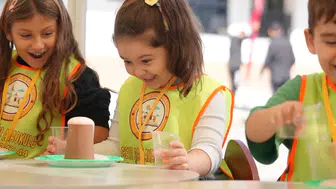 Düzce'de bilim rüzgarı: Meraklı zihinler için kapılar ardına kadar açıldı
