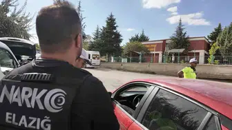 Elazığ'da okul çevresinde denetim: Ehliyetsiz sürücüye ağır fatura
