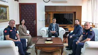 Uşak'ta İtfaiye Haftası Buluşması: Kahramanların Zorlu Mesaisi Konuşuldu
