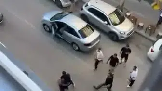Bursa'da trafik kavgası: Cadde ortasında yumruklar havada uçuştu