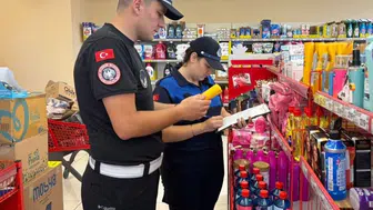 Ordu'da market raflarına zabıta baskını: Hileli fiyatlara ve tarihi geçmiş ürünlere geçit yok