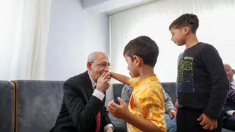 Yol üstü sürpriz ziyaret: Kılıçdaroğlu'nun Bolu durağında samimi anlar