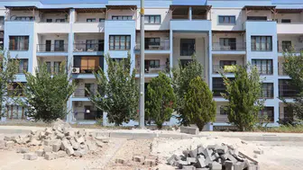 Devletin kurduğu yeni şehirde belediye krizi: Binlerce konutluk mahallede yol isyanı