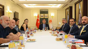 Depremzede ailelerin adalet arayışı Ankara'da masaya yatırıldı