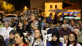 Manisa'da bağ bozumu coşkusu: Üreticinin sesi meydanlarda yankılandı