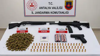 Antalya'da şafak vakti narkotik baskını: 20 kişi kıskıvrak yakalandı