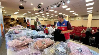 Kağıthane'de okul heyecanı: Belediye binlerce öğrencinin çantasını doldurdu