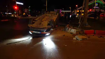 Malatya'da korkutan kaza: Çarpışmanın şiddetiyle araç ters döndü
