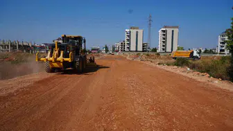 Kepez'de Dönüşümün Yolu Asfaltla Açılıyor: Baraj Mahallesi'nde Büyük Değişim