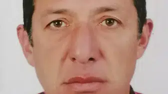Uçurumda can veren sürücüye arılar geçit vermedi: Ekipler saatlerce bekledi