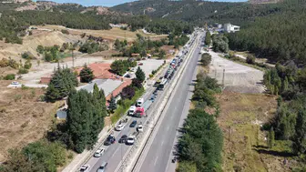 Çorum kara yolunda dehşet anları: Üç aracın karıştığı kazada beş kişi hastanelik oldu