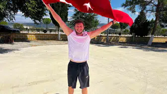 Almanya’dan Denizli’ye uzanan 53 günlük maraton: Ayı saldırısından baygınlığa kadar her şeyi göze aldı