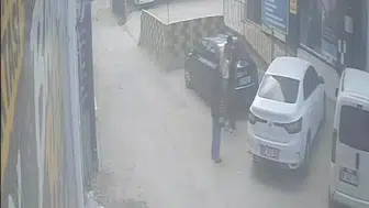 Sokak ortasında şiddete dur demek isterken kanlar içinde kaldı