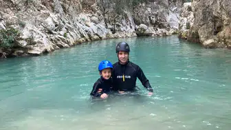 Minik Asya'dan büyük başarı: 8 yaşında kanyonun tozunu attırdı