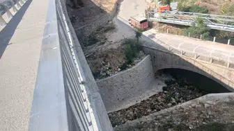 Bilecik'te yenilenen köprüde büyük ihmal: Yayalar her gün ölümle burun buruna