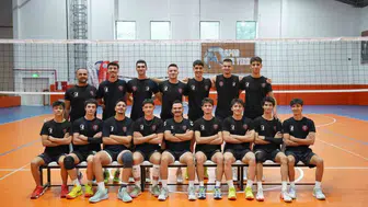 Acıpayam’ın voleybol sahnesindeki genç yeteneği: 17 yaşındaki Mehmet Feyzi’nin büyük heyecanı