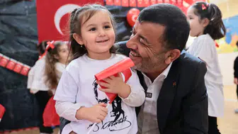 Denizli'de eğitim seferberliği: Ailelerin bütçesine nefes aldıran dev destek paketi