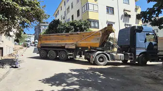 Maltepe'de inşaat trafiği çileye dönüştü: Sürücüler kornalarla isyan bayrağını açtı