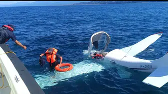 Karadeniz semalarında korku dolu anlar: Küçük uçak denize çakıldı