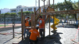 Miniklerin neşe kaynağı parklar baştan aşağı yenileniyor