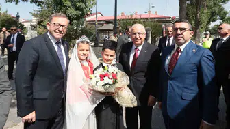 Bakan Güler'in Kars mesaisi: Yerel yönetimlerle kritik temas