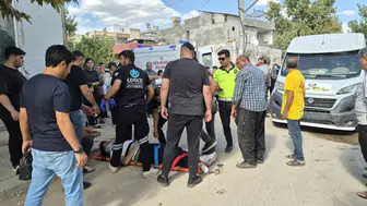 Adıyaman'da servis dehşeti: Motosikletli sürücü hastanelik oldu