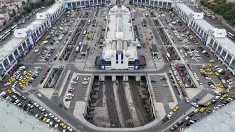 İstanbul'da okul zili öncesi büyük göç: Otogarlarda adım atacak yer kalmadı