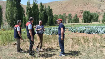 Bayburtlu çiftçilerin tarladaki sesi oldular: Bakanlık destekleri sahaya indi
