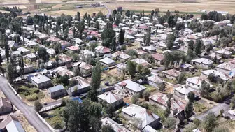 Hakkari'nin saklı mimari mucizesi: Doğanlı köyü havadan görüntülendi