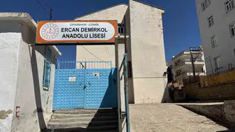 Çermik'te bir devir kapanıyor: Yarım asırlık okul binası tarihe karışıyor