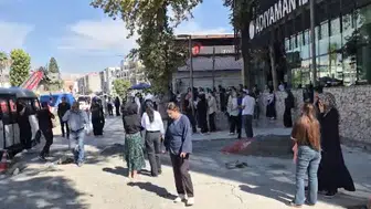 Güneydoğu'da korkutan sarsıntı: Karaköprü merkezli deprem çevre illeri de salladı