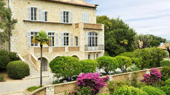 Sanat dünyasını sarsan baskın: Renoir Müzesi'nde milyonluk vurgun