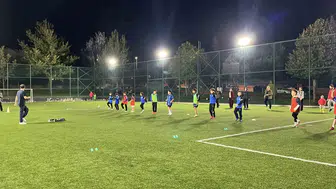 Çorum'un parklarında hareketli yaşam seferberliği: Mahalle sakinleri spor için bir araya geldi