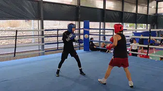 Kozan ringlerinde büyük heyecan: Milli boksörler olimpiyat yolunda ter döküyor