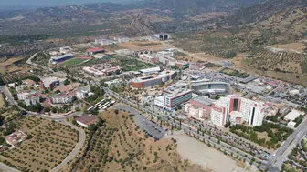 Aydın Adnan Menderes Üniversitesi'nden dev sıçrama: Dünya liginde 220 basamak birden yükseldi