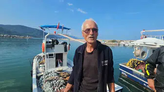 Karadeniz'de palamut bereketi: Tezgahlar şenlendi ama balıkçıların yüzü gülmüyor