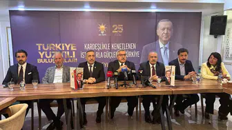Hüseyin Yayman'dan Van'da tarihi çağrı: Devletin yazılımını güncelleme vakti geldi