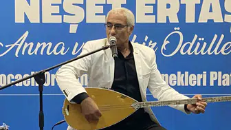 Kocaeli'de Bozkırın Tezenesi'ne Vefa Gecesi: Hem Türküler Yükseldi Hem Başarılar Taçlandı