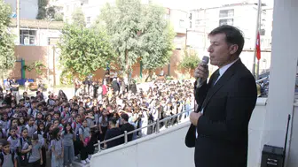 Cizre'de 47 bin öğrenci için okul zili çaldı: Yeni dönem büyük bir coşkuyla başladı