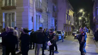 Parktaki kavgada silahlar konuştu: Kendi bacağını vuran saldırganın ambulans içindeki sözleri şaşırttı