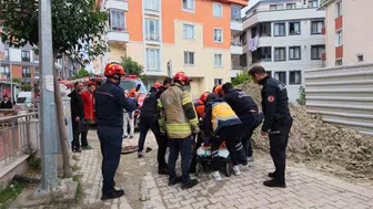 Avcılar'da korkunç kaza: Yürürken bastığı rögar kapağı bir anda açıldı