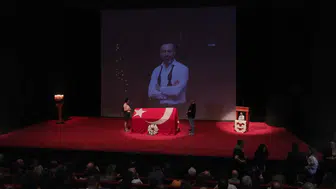 Sahne ışıkları bu kez onun için söndü: Serhat Kılıç dostlarının gözyaşlarıyla uğurlandı