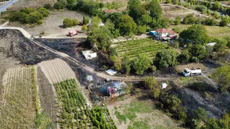 Safranbolu'da alevler yerleşim yerlerini tehdit etti: Bir yapı küle döndü