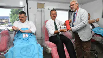 Ankara'da kritik isimlerden örnek dayanışma: Kan bağışıyla umut oldular