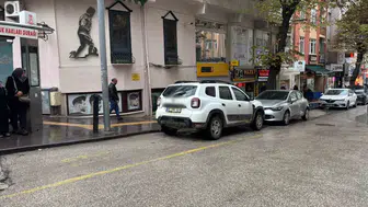 Trafik kurallarını hiçe saydı: Bilecik'in en işlek caddesinde pes dedirten görüntü
