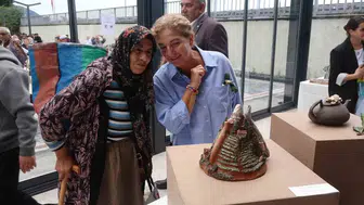 Çayın Başkentinde Sıra Dışı Sanat Şöleni: Demlikler Heykele Dönüştü